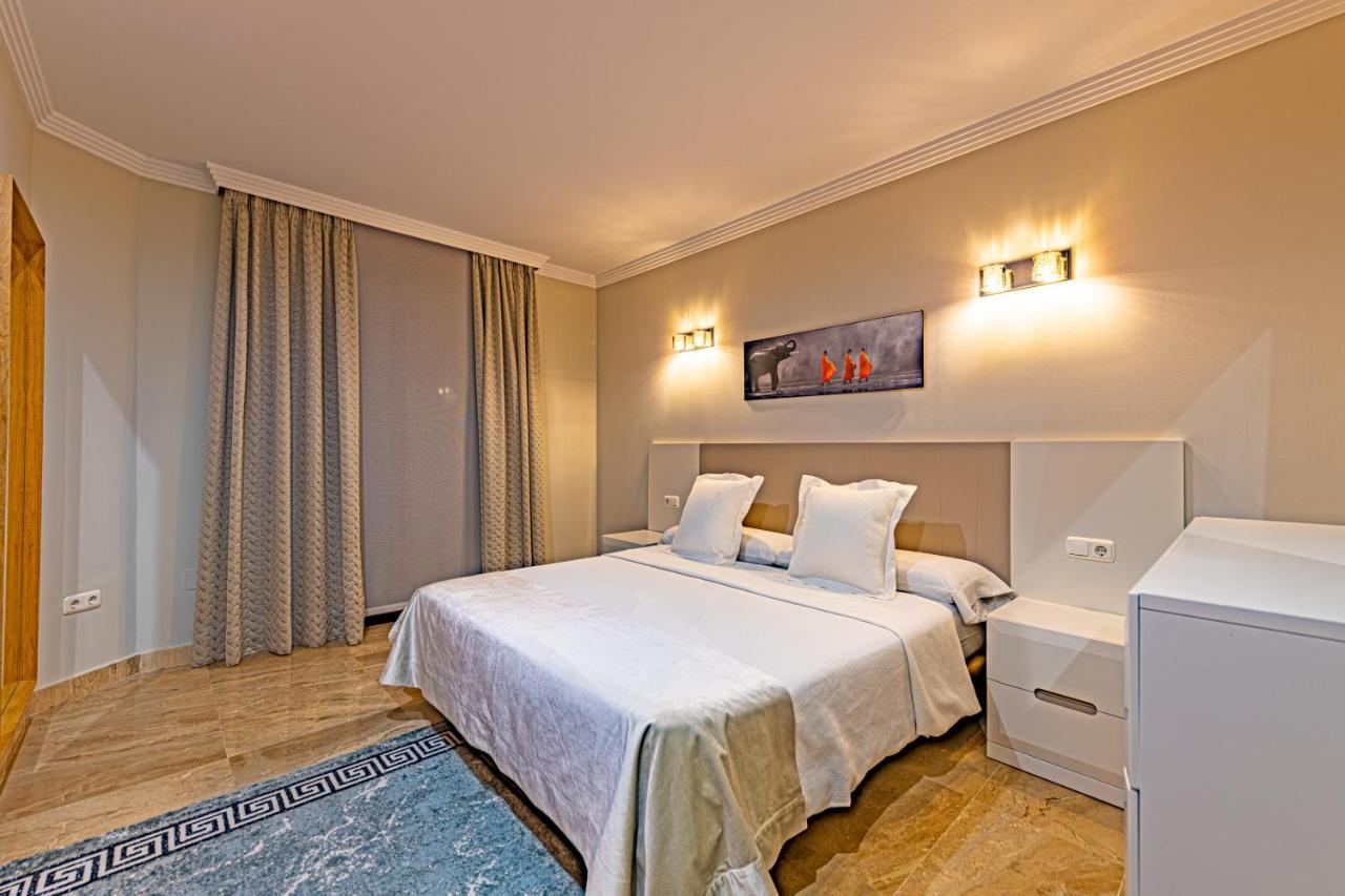 Marina Luxury Apartment إِستيبونا المظهر الخارجي الصورة