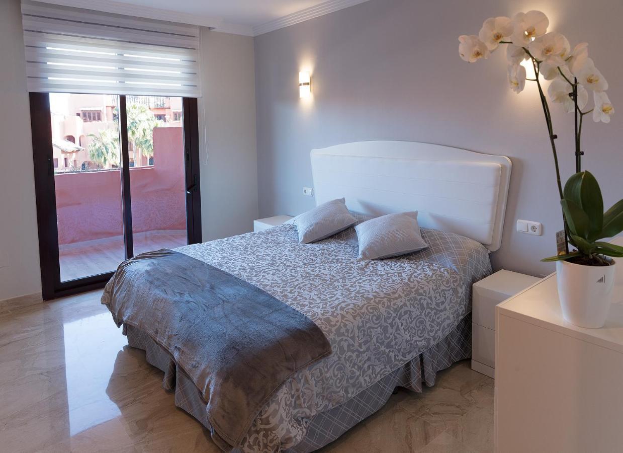 Marina Luxury Apartment إِستيبونا المظهر الخارجي الصورة