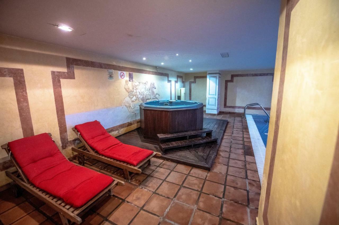Marina Luxury Apartment إِستيبونا المظهر الخارجي الصورة